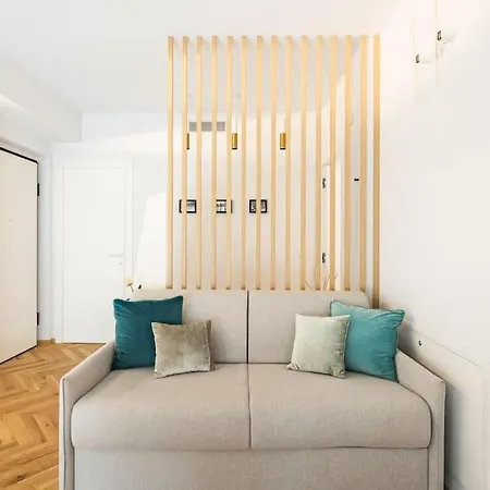 Home4holidays San Carlo 公寓 *